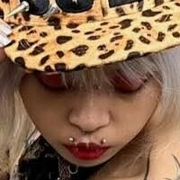 Фіона Марі Оголені