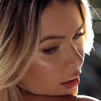 Флавіабароне Оголені