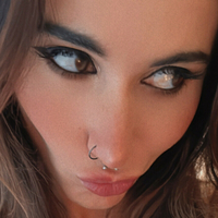 ghostgrl69 Оголені