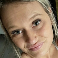 Ханна Фарм Оголені