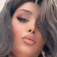 Хінд Алькахтані Оголені