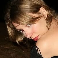 Айловмелектра Оголені