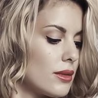 Ілена Інгверсен Оголені