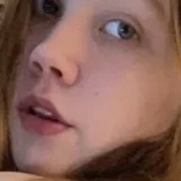 Ізабелл Райлі Оголені