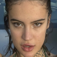 Айві Гарпер Фрі Оголені