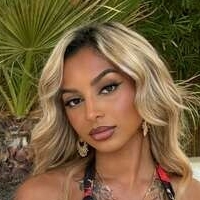 Джейдбрукс Оголені