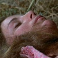 Джанет Джильо Оголені