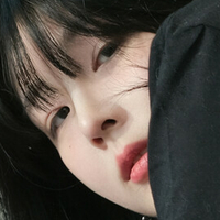 Чжан Джу Оголені