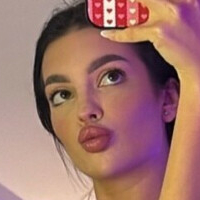 Jetais Dorottya Оголені