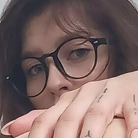 Джуліаомай Оголені