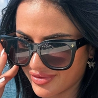 джулібача Оголені