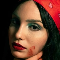 Джулігік Оголені