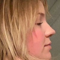 Кетрін Луб'є Оголені