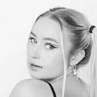 КелліЛорен Оголені