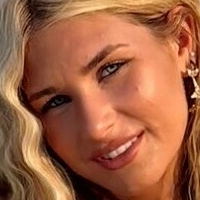 Келсі Лоспітальє Оголені