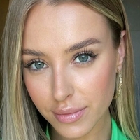 Клаудія Крощек Оголені