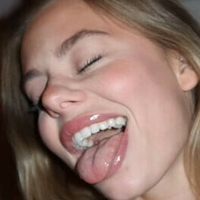 Кріста Стівенс Оголені