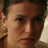 Лаура Васіліу Оголені