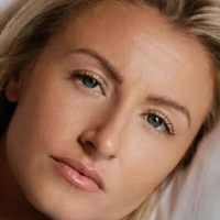 Лія Вільямсон Оголені