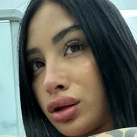 Лейла Амар Оголені