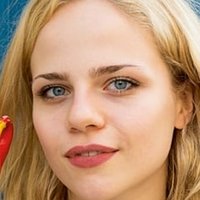 Лілі Епплі Оголені