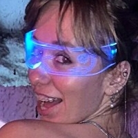 лілліеллефрі Оголені