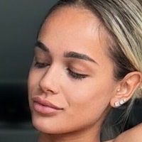 Ліна Розі Оголені