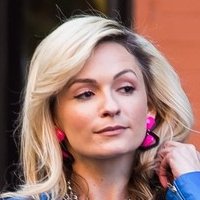 Ліндсі Горт Оголені