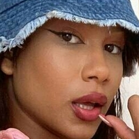 ліза-жулі Оголені