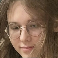 Лів Агар Оголені