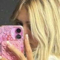 Лола Грейнер Оголені