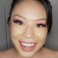 Ловлесс Оголені