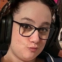 Люсі Белла Оголені