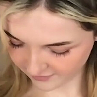 ЛюсіДеЛовлі Оголені