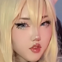 Люксеззі Оголені