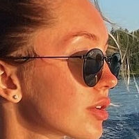 Мадам Мару Оголені