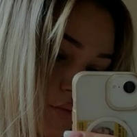 Меді Лотус Оголені