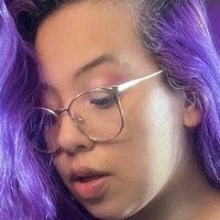 Меггі Квін Оголені