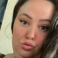 Менді Маджестік Оголені