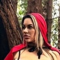 Марсела Латінбейб Оголені