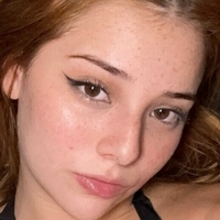 Маріана Хойоср Оголені