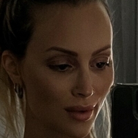 Мартіна Лакнер Оголені