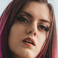 Мері Еллксн Оголені