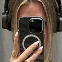 Матильда Фредеріксен Оголені