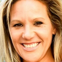 Меган Харт Оголені