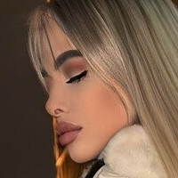 Мелані Францетік Оголені