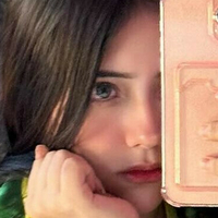 мікубм Оголені