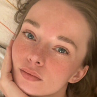 Мілена Енджел Оголені