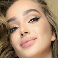 мінііді Оголені