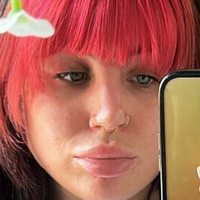 Міс Фей Браун Оголені